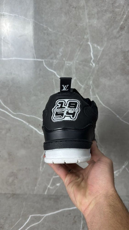 Tenis Louis Vuitton - Preto