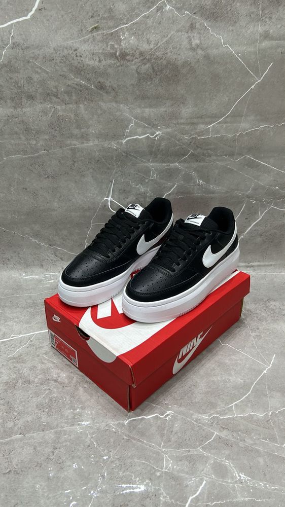 Tênis Nike Court Vision alto - Preto