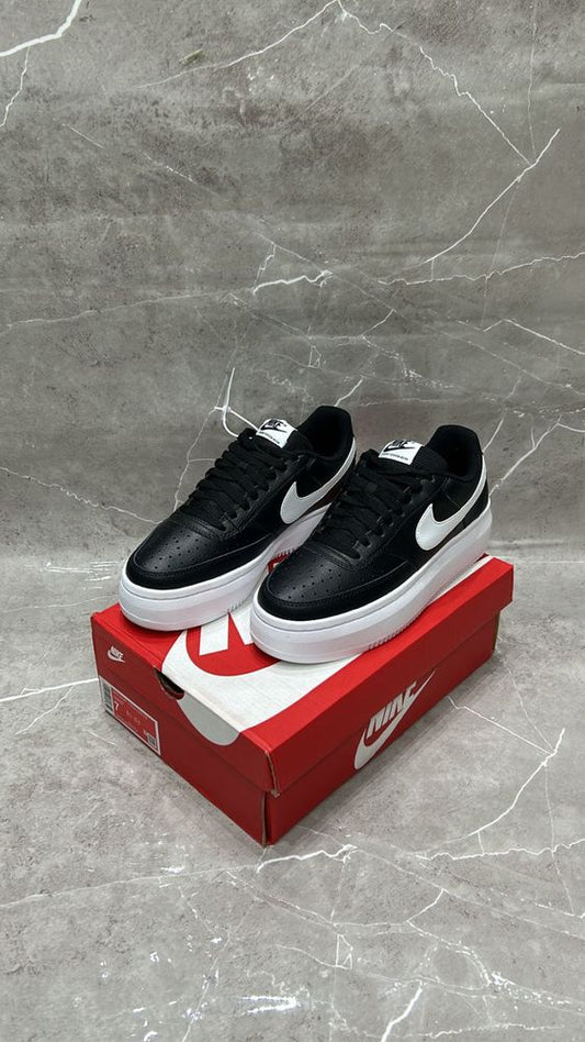 Tênis Nike Court Vision alto - Preto